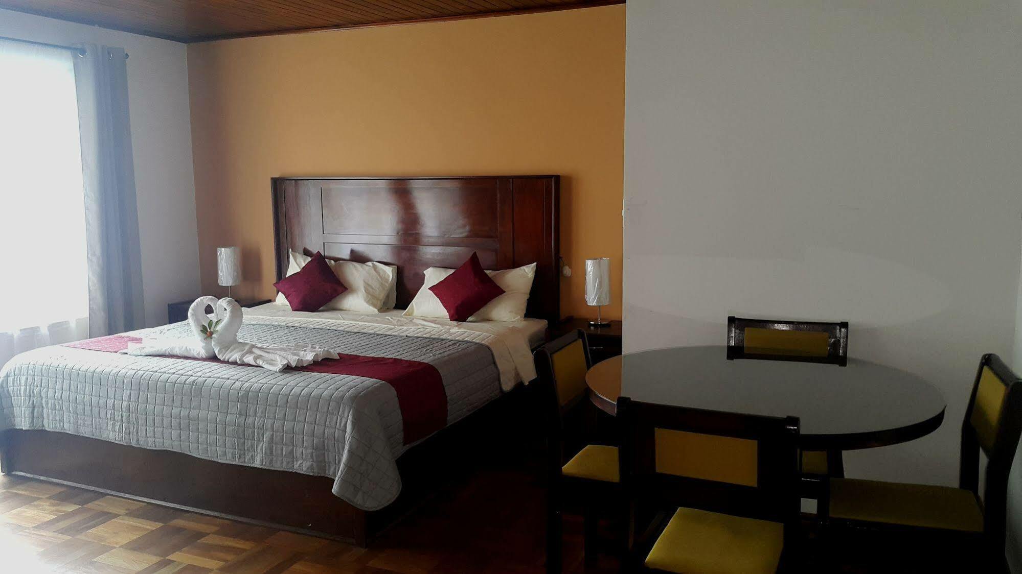 Hotel Portal Colonial سان هوزيه المظهر الخارجي الصورة